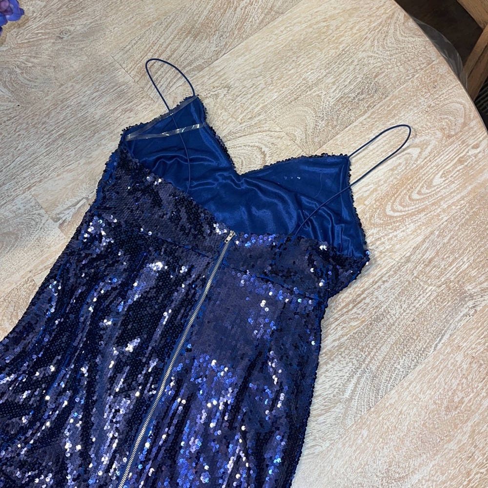Akira Shine & Sparkly Navy Sequin Midi Dress - Picture 8 of 9